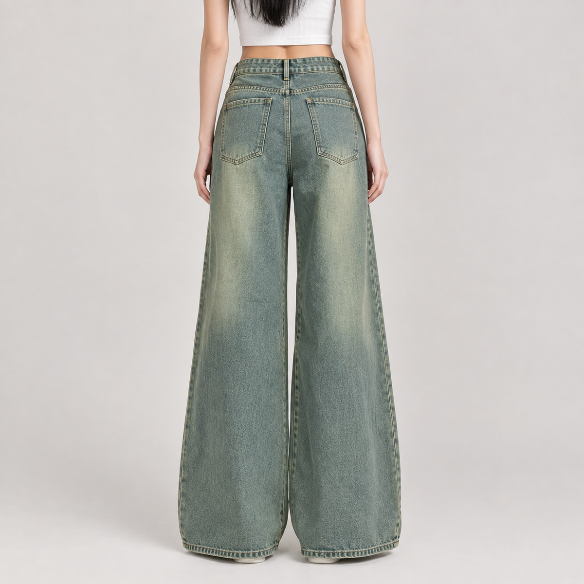 Curve Line Barrel Jeans